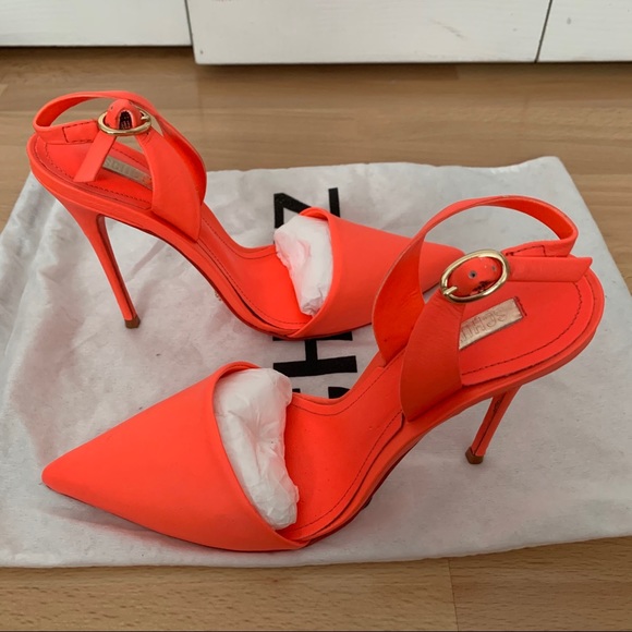 Schutz High Heel - Picture 2 of 6